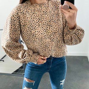 abercrombie and fitch Puff sleeve sweatshirt animal leopard print